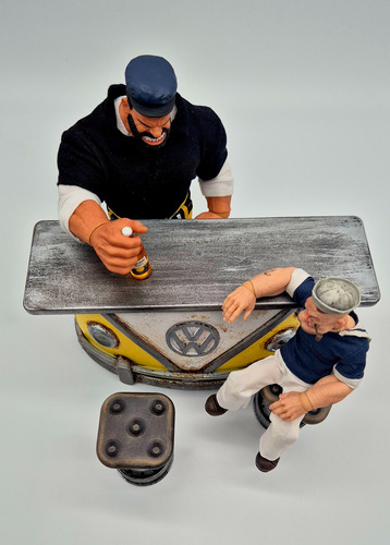 Diorama Vw Combi Bar 1:12 Figuras Mezco, Neca , Sh Figuarts (Usado)