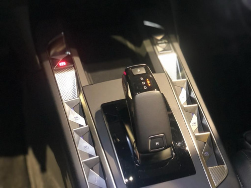 Ds Ds3 Crossback Pure Tech So Chic At8 0km - Darc Autos