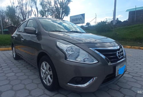 Hermoso Nissan Versa 2018