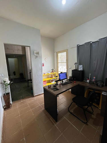 Lote Com Quatro Casas