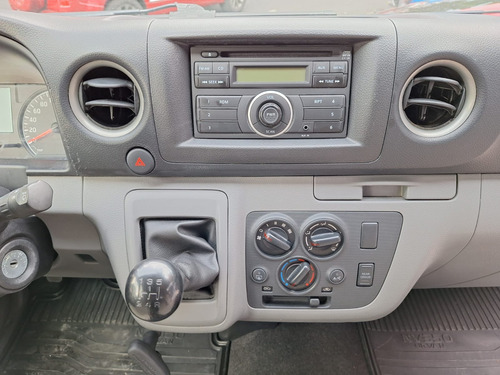 Nissan Urvan 2.5 15 Pas Amplia Aa Mt