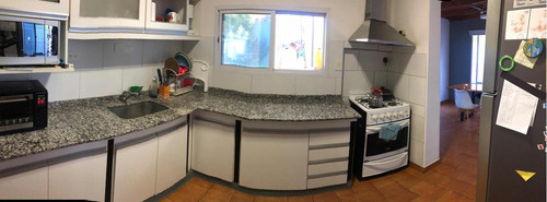 Casa En Venta - 2 Dormitorios 1 Baño - 450mts2 - Merlo Oeste