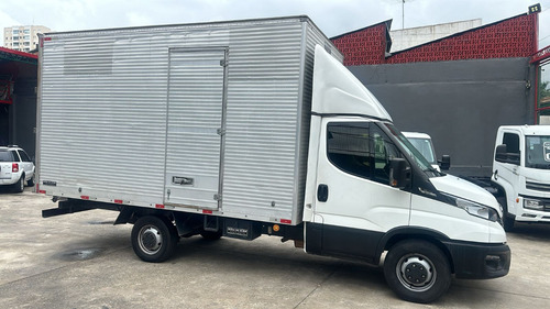 Iveco Daily 35.150 Cs 2021 Baú