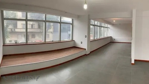 Imagen 2 de 9 de Oficina A Estrenar - 129m2 - 2 Baños - Garaje - Urquiza - Tres Cruces