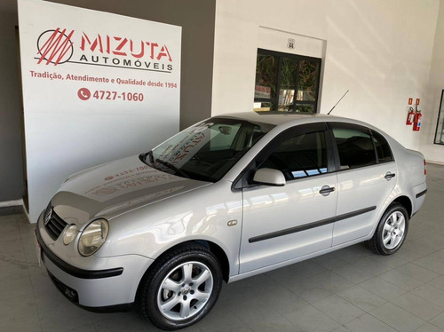 Imagem 1 de 10 de Volkswagen Polo Sedan 1.6 Mi 8v Flex 4p Manual