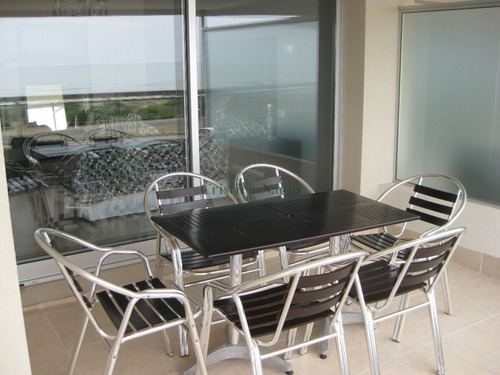 Apartamento En Brava, 3 Dormitorios *- Ref: 4598
