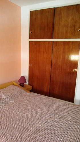 Imagen 8 de 12 de Vendo Departamento Al Frente 3 Amb Con Terraza