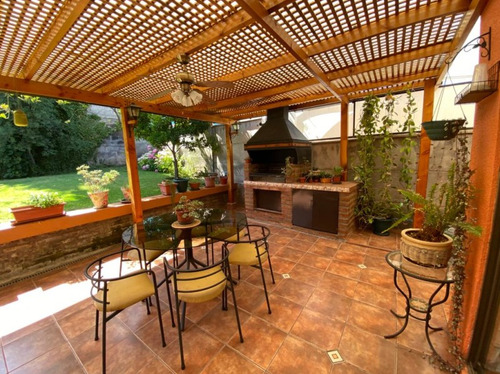 Amplia Casa En La Florida Altomacul: 5 Hab, 3 Baños, ¡ideal!