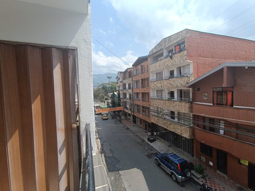 Apartamento En Arriendo En Itagüí - Santa María Cod 66767