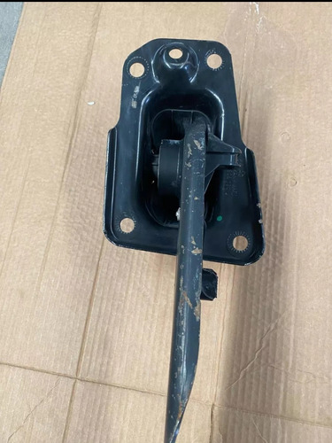 Tirante De Arrastre Trasero Derecho Jetta Mk6 Passat 12-18 (Usado)