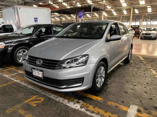 Imagen 1 de 12 de Volkswagen Vento 1.6 Comfortline Aut Ac 2016