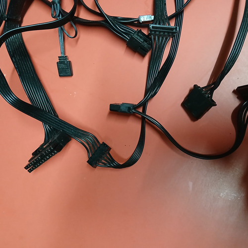Fuente De Alimentación Cylon 700w 220v Negro