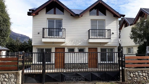 Casa En Venta Ubicado En Lago Moreno, Bariloche