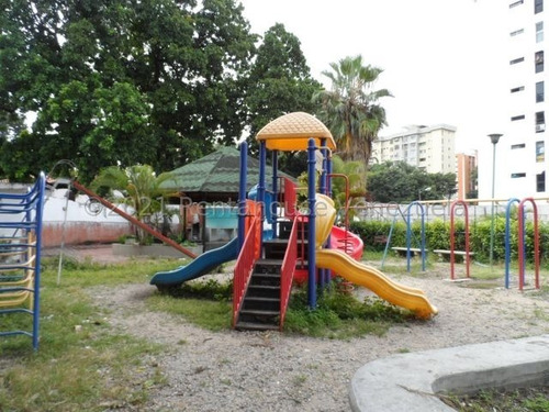 Imagen 16 de 18 de Apartamento En Venta 22-12097 Yubelys Martínez Rent-a-house