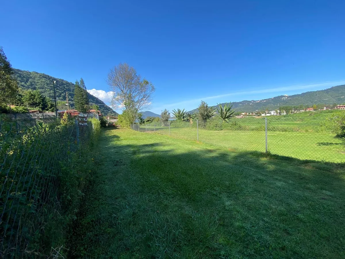 Terreno Con Vista Parcial Al Lago, 5 Minutos De Valle De Bravo