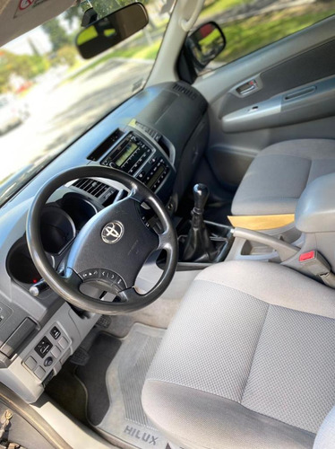 Toyota Hilux 3.0 I Srv Cab Doble 4x4 (2009) 2010