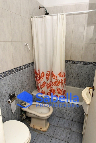 Imagen 9 de 18 de Venta Departamento 3 Ambientes Calle Corrientes Y Belgrano