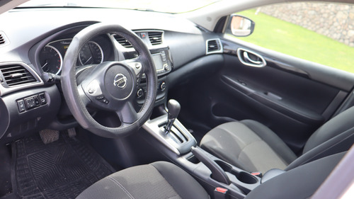 Nissan Sentra 1.8 Advance Cvt