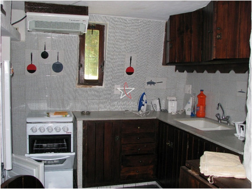 Casa En Venta Y Alquiler Punta Del Este , Zona De Playa Brava, Hermosa Vista Al Mar. U$s 1.500.000- Ref: 687
