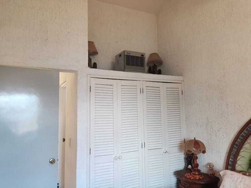 Casa En Condominio En Venta En Fraccionamiento Burgos, Temixco, Morelos.