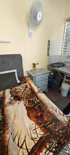 Zona Universitaria, Uasd, Rento Aparta Estudio Amueblado, Facil Acceso A Gazcue, Gascue, Don Bosco, Miraflores, Zona Colonial, Santo Domingo, Unibe, Apec, Uce, Utesa, Zona Colonial, Ufhec, Uce