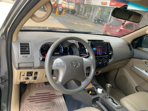 Toyota Fortuner 2.7l 4x2