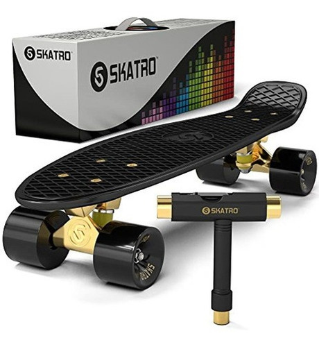 Monopatin Skatro Mini Cruiser. El Tablero De Plastico De E