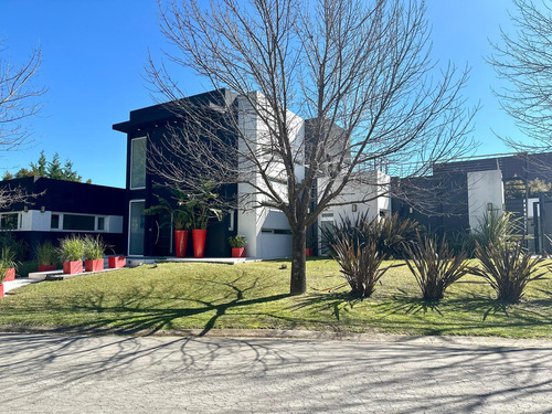 Casa En Venta Barrio San Isidro Labrador Villanueva Tigre
