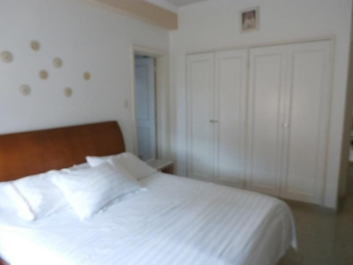 Imagen 8 de 10 de Rentahouse Carabobo Vende Apartamento Urb. El Parral Cod 22-9825 Forg