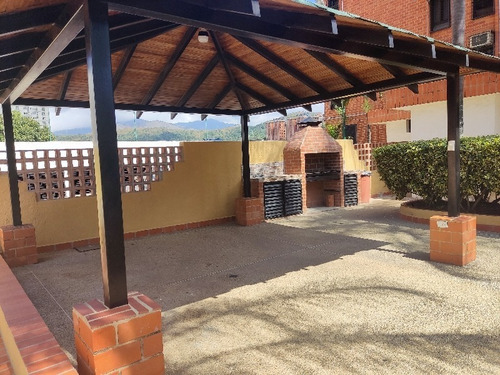 Imagen 5 de 20 de Fernando Guerrero Vende Apartamento Valle Alto Mañongo.