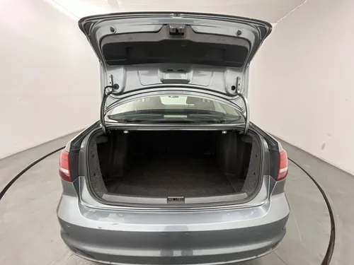 Volkswagen Jetta TRENDLINE NF 2.0 AUT