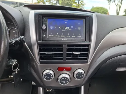 Subaru Forester 2.5 Xt