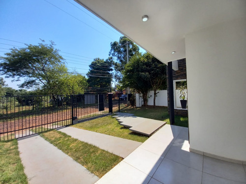 Vendo Casa A Estrenar En El Barrio San Pedro De Encarnación: 3 Habitaciones Y 2 Baños
