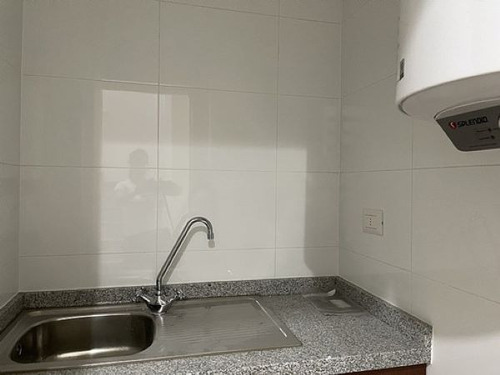 Local Alto Flujo !! Avda Las Condes Apto Para Rubro Comida