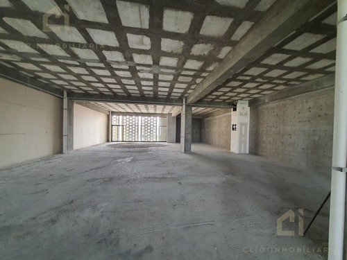 Oficinas En Renta Ubicadas En Costa De Oro, Dentro De Un Edificio De 3 Niveles Con Elevador, Seguridad Y Estacionamiento, Las Oficinas Están, En Obra Gris