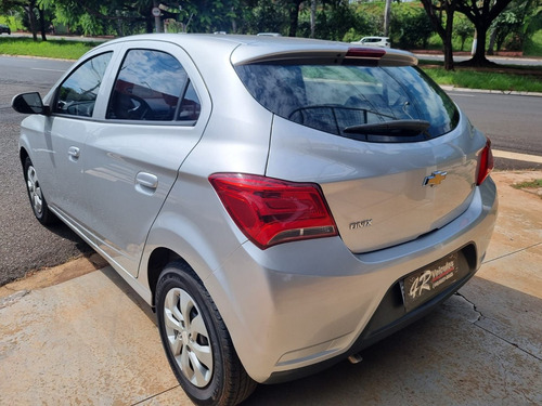 Chevrolet Onix 1.0 MPFI LT 8V