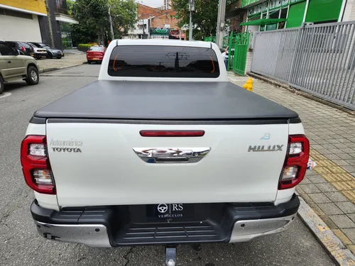 Toyota Hilux 2.4 Diésel 4X4