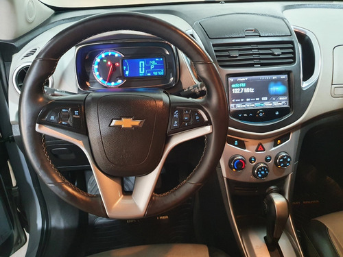 Imagen 12 de 25 de Chevrolet Tracker Ltz + 4x4 Awd Techo At 2015 U.n.i.c.a!! Mz