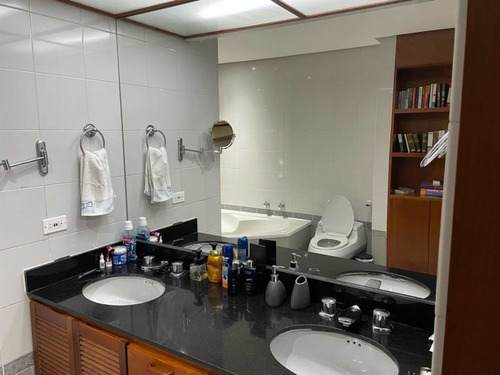 Imagen 13 de 14 de Apartamento Para N El Poblado 220 Mts