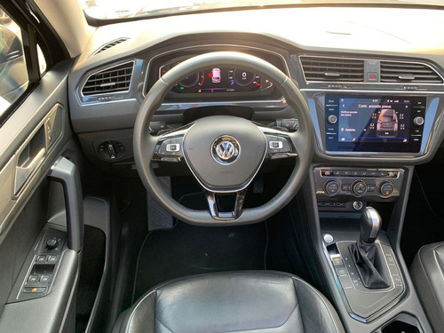 Volkswagen Tiguan Allspac Comf. 1.4 TSI Flex (7) lug. Blindado