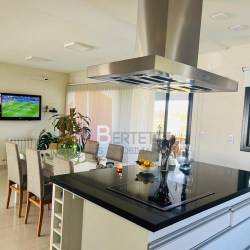 Venta Casa En Tejas 4, 3 Dormitorios, 3 Baños