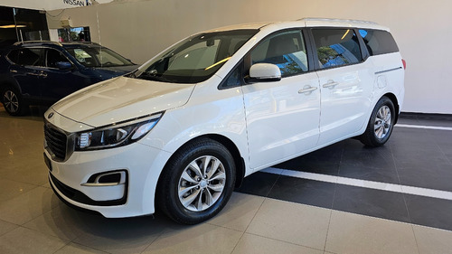 Kia Sedona 2.0 Lx At