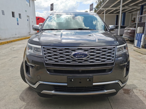 Imagen 2 de 15 de Ford Explorer Platinum 2113