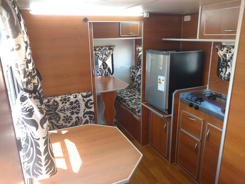 Imagen 9 de 15 de Casa Rodante Brandsen Mod: 4,50 Mts D/eje Homologada 2022