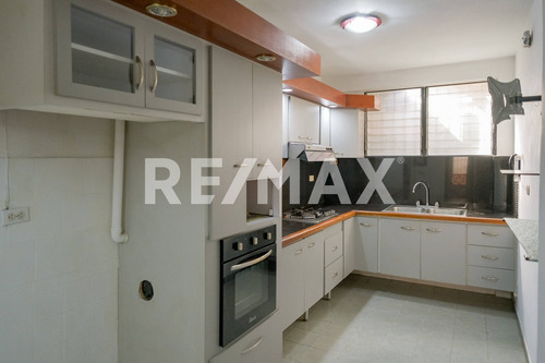 Imagen 2 de 13 de Casa En Venta Trigal Norte Calle Cerrada , Las Clavellinas