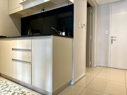 Departamento Amoblado En Liberateur