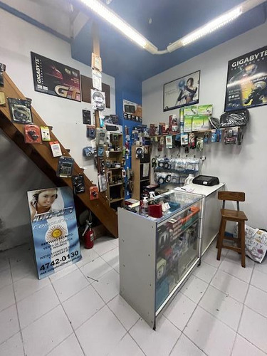 San Isidro Local Comercial En Venta En Galería En Excelente Ubicación