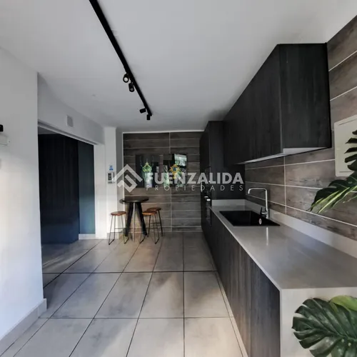 Departamento Seminuevo En Venta De 2d/1b Metro Lo Ovalle