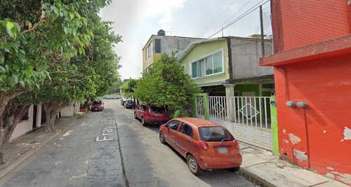 Sk16 - Casa En Remate Bancario En C. Fray Victor Ma. Flores, Magisterial, Tuxtla Gutierrez, Chiapas Oportunidad De Inversion