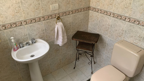 Venta Casa 3 Dormitorios Santa Rita Con Cochera Excelente Zona